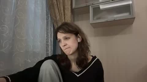Jenny online show from August 15, 4:44 pm