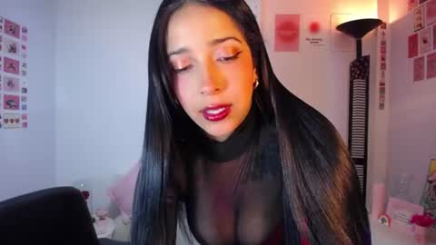 Nicolle online show from July 7, 3:43 am