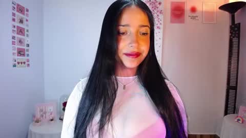 Nicolle online show from July 17, 6:57 am