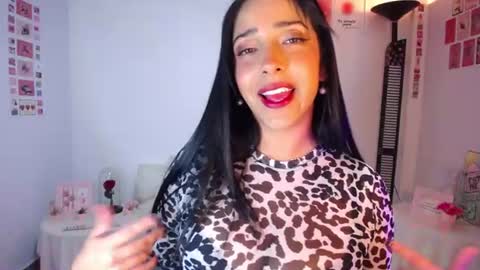 Nicolle online show from July 28, 4:40 am