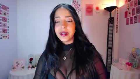 Nicolle online show from August 3, 3:24 am