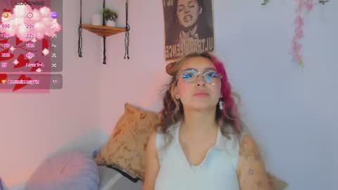 Mariee online show from July 27, 8:03 pm