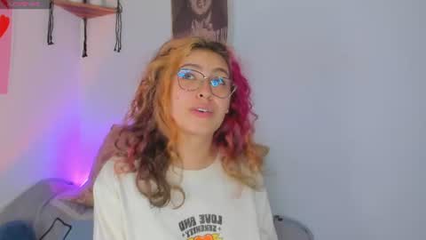 Mariee online show from August 5, 10:08 pm