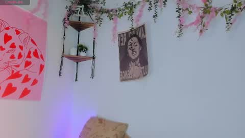 Mariee online show from August 6, 10:31 pm