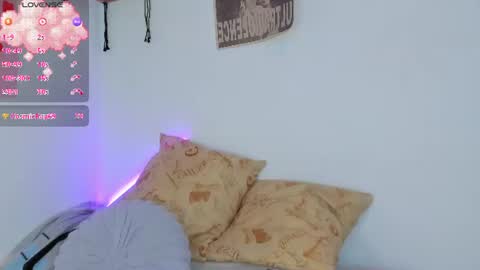 Mariee online show from August 8, 8:53 pm