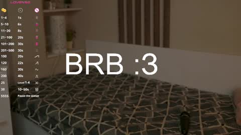 Lola online show from August 9, 5:58 pm