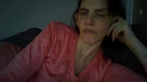 Mariejojo online show from August 1, 11:00 pm