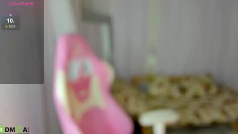 Mariel online show from August 13, 2:14 am