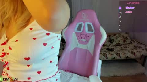 Mariel online show from August 14, 6:39 am