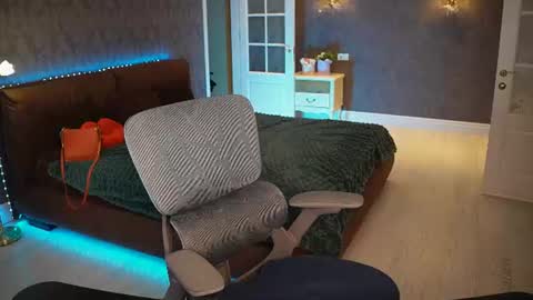 mariemlui online show from August 5, 3:32 pm