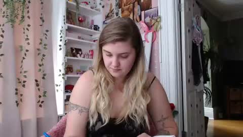 marigoldrue online show from July 10, 2:23 pm