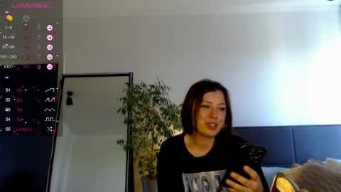 Mari online show from May 23, 12:52 pm