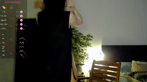 Mari online show from June 16, 7:56 pm