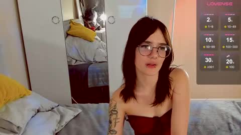 marika_degas1 online show from May 8, 6:43 pm