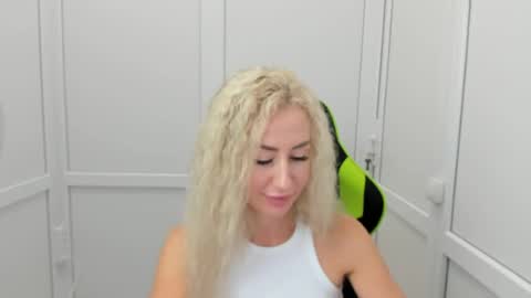 Marilyn online show from August 5, 8:23 am