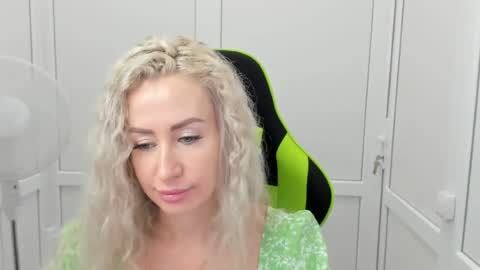 Marilyn online show from August 9, 6:25 am