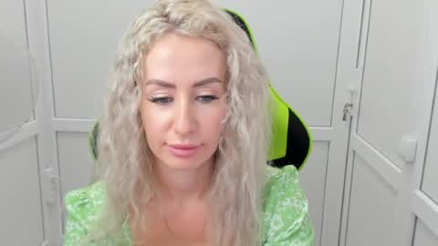 Marilyn online show from August 9, 8:37 am