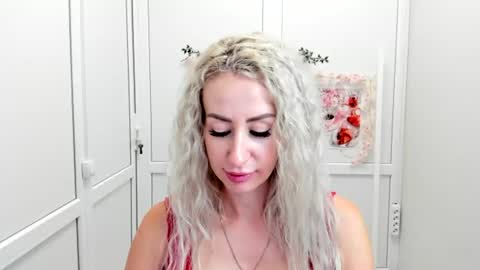 Marilyn online show from August 11, 12:18 pm