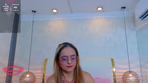Marilyn Vega online show from August 5, 9:02 pm