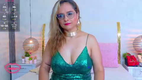 Marilyn Vega online show from August 12, 10:56 pm