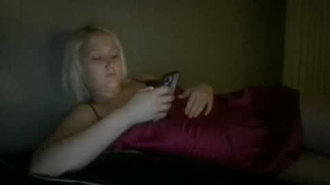 marilynxo7 online show from March 1, 3:47 am
