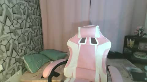 marimarxox1 online show from June 7, 2:22 pm