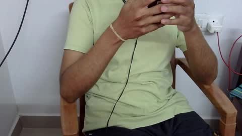 Sini online show from May 11, 1:46 pm