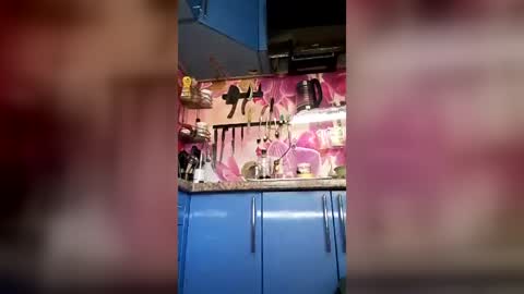 marinka_ online show from August 13, 11:46 am