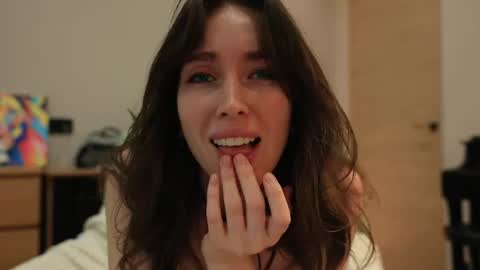 Mari online show from August 4, 3:14 am