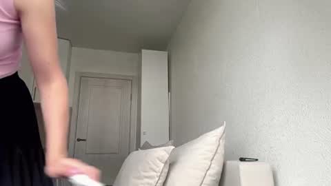Mari online show from August 13, 10:29 am