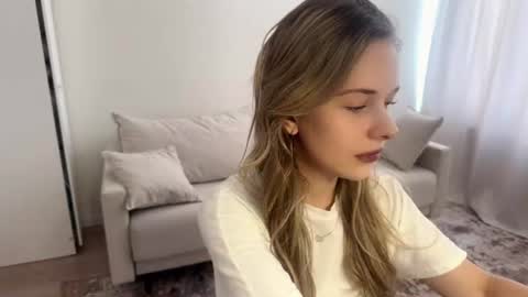 Mari online show from August 14, 6:28 am