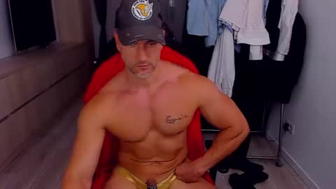 MarisMuscle online show from August 14, 8:18 am