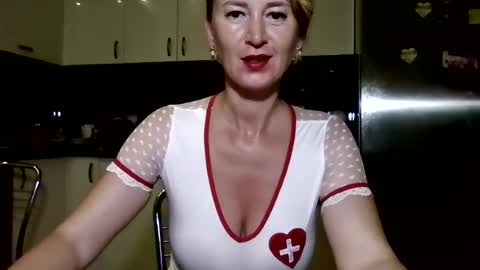 MarizaFouset online show from August 7, 11:05 pm