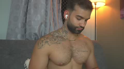 Mark online show from August 8, 2:55 am