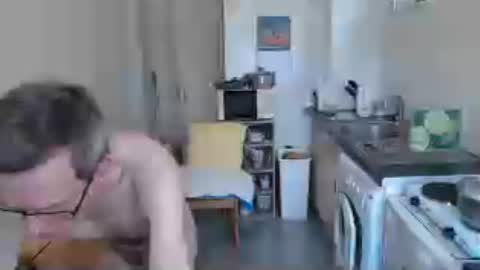 mark_islington online show from July 28, 9:26 am