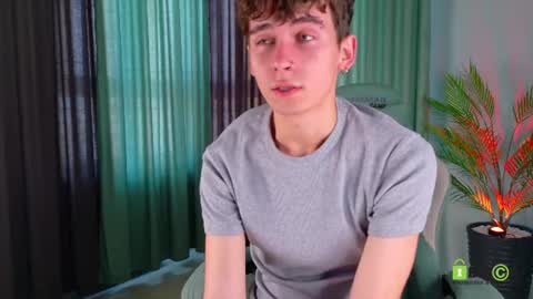 Mark online show from August 4, 9:06 am