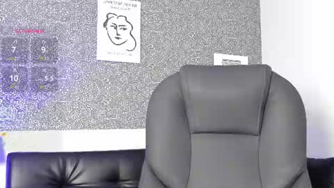 Mark online show from June 17, 7:07 am