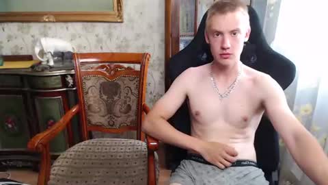 mark_wing online show from August 4, 10:56 am