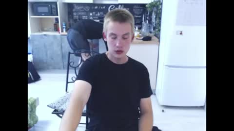 mark_wing online show from August 14, 4:32 pm
