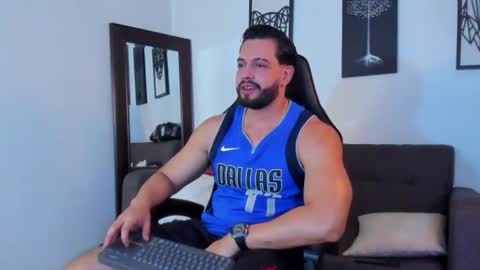 mark_x23 online show from August 12, 4:48 am