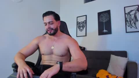 mark_x23 online show from August 13, 4:26 am