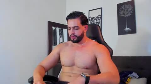 mark_x23 online show from August 14, 9:24 am