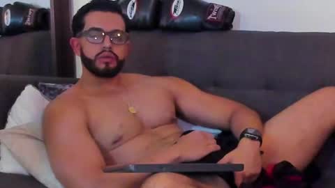 mark_x23 online show from August 15, 7:56 am