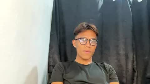 markanthony54 online show from July 17, 2:33 am