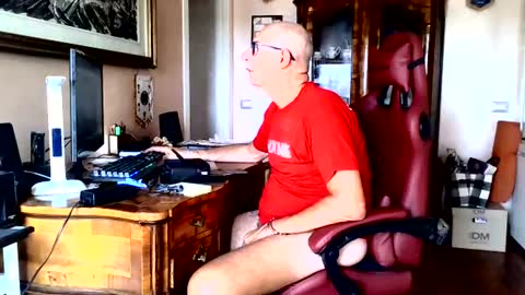 markmarkmark00 online show from August 15, 10:19 am