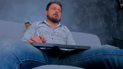 MARK online show from August 15, 6:39 am