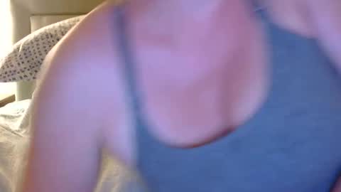 Jess and Nick online show from June 2, 2:58 am