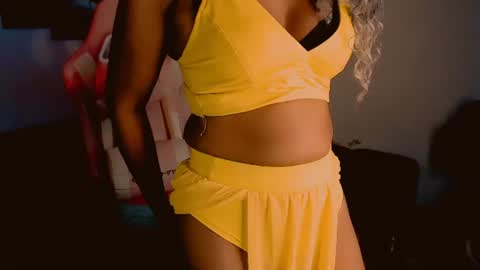 May online show from July 14, 9:15 pm