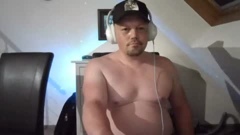 mars0481 online show from July 31, 11:54 pm
