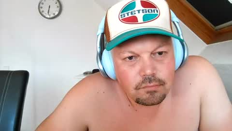 mars0481 online show from August 5, 4:27 pm